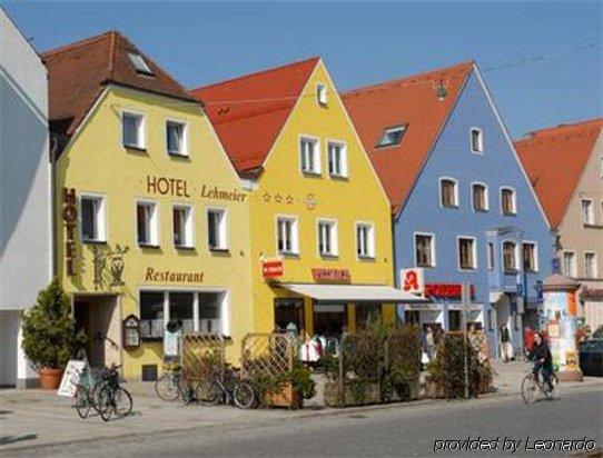 Hotel Lehmeier Ноймаркт ин дер Оберпфалц Екстериор снимка